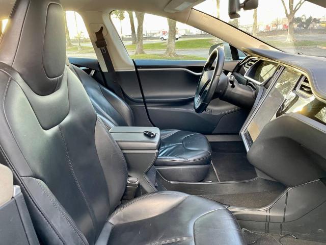 5YJSA1CN1DFP26444 - 2013 TESLA MODEL S Մոխրագույն լուսանկար 5