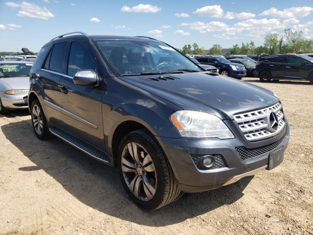 4JGBB8GB1AA599927 - 2010 MERCEDES-BENZ ML 350 4MA GRAY photo 1