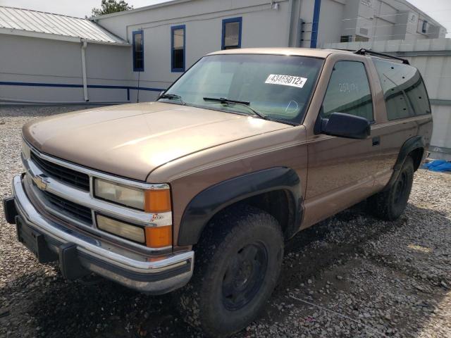 1GNEK18K0RJ339206 - 1994 CHEVROLET BLAZER K15 TAN photo 2