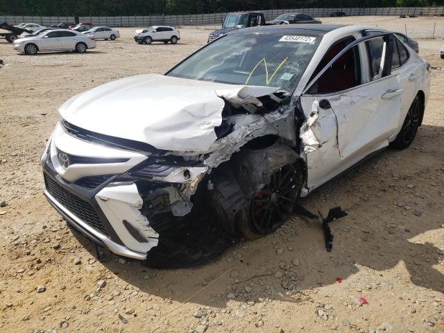 4T1K61AK4MU414454 - 2021 TOYOTA CAMRY XSE WHITE photo 2