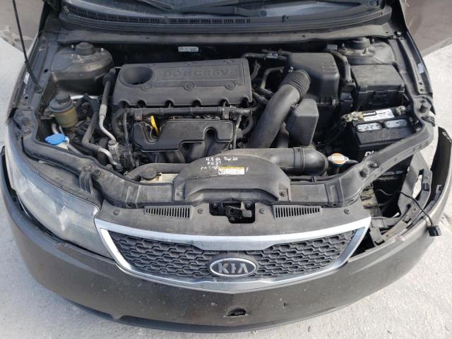 KNAFU4A23C5587255 - 2012 KIA FORTE EX BROWN photo 7