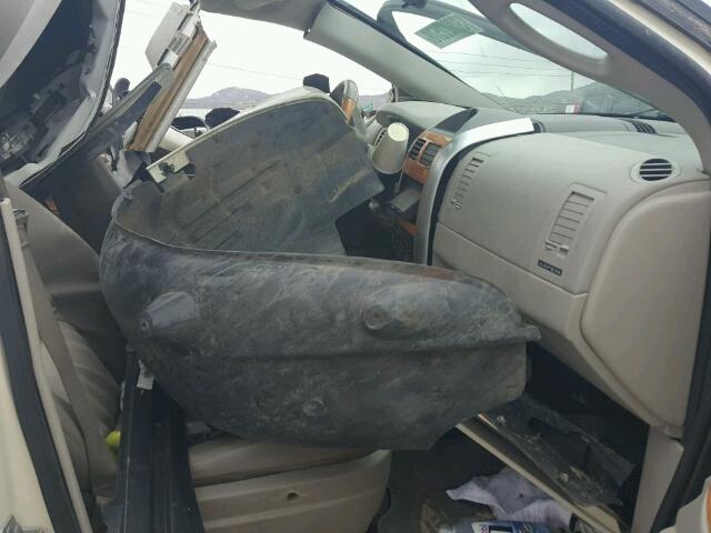 1A8HW58P89F719399 - 2009 CHRYSLER ASPEN LIMI CREAM photo 5