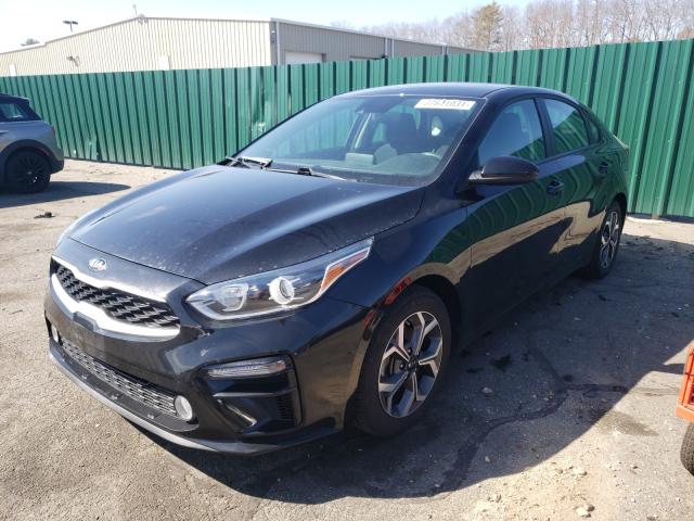 3KPF24AD9KE103795 - 2019 KIA FORTE FE BLACK photo 2