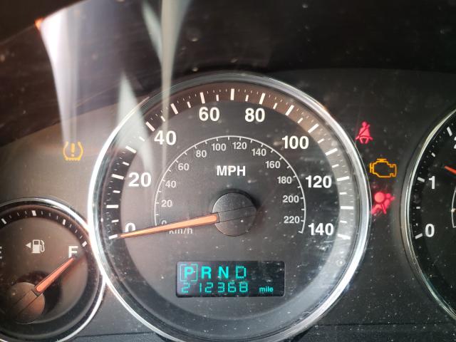 1J8HH48K57C662005 - 2007 JEEP COMMANDER 银色 照片 8