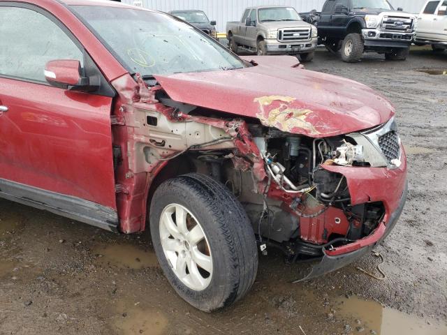 5XYKT3A15BG005281 - 2011 KIA SORENTO BASE  photo 9