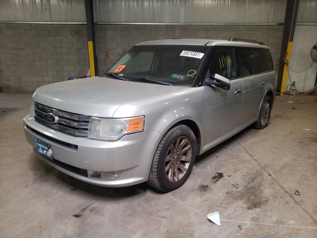 2FMGK5CC6CBD05352 - 2012 FORD FLEX SILVER photo 2