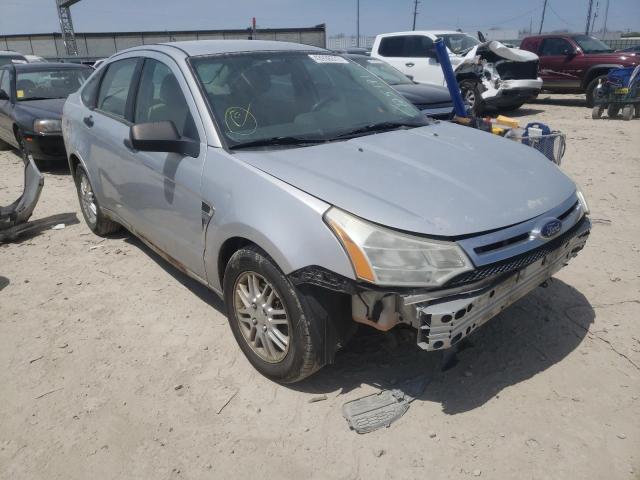 1FAHP35N58W125191 - 2008 FORD FOCUS SE SILVER photo 1