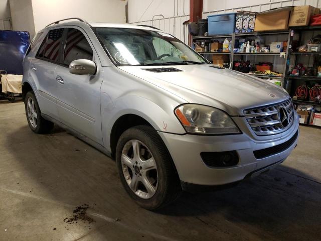 4JGBB86E98A394409 - 2008 MERCEDES-BENZ ML350 SILVER photo 1