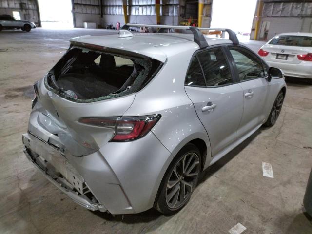 JTNA4MBE0N3150653 - 2022 TOYOTA COROLLA XS SILVER photo 4