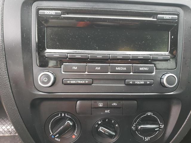 3VW2K7AJ6EM313459 - 2014 VOLKSWAGEN JETTA BASE Մոխրագույն լուսանկար 9