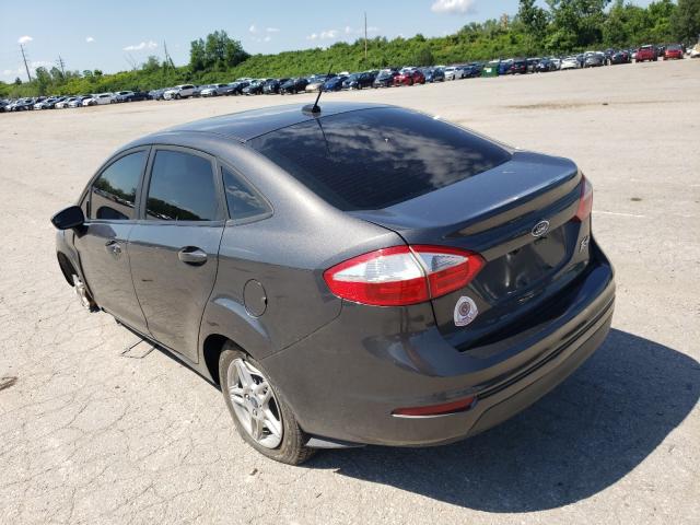 3FADP4BJ5HM110647 - 2017 FORD FIESTA SE GRAY photo 3