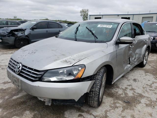 1VWBN7A34DC086054 - 2013 VOLKSWAGEN PASSAT SILVER photo 2