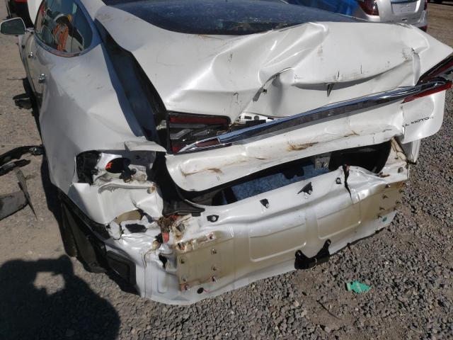 5YJSA1E25LF397362 - 2020 TESLA MODEL S Սպիտակ լուսանկար 9