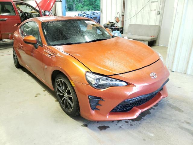 JF1ZNAA16H8703496 - 2017 TOYOTA 86 BASE ORANGE photo 1