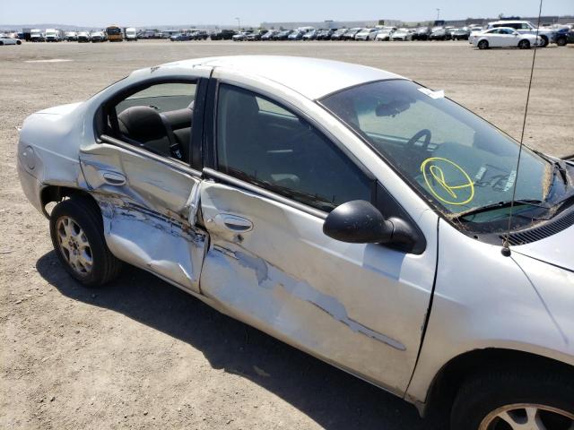 1B3ES56C05D179513 - 2005 DODGE NEON SILVER photo 9