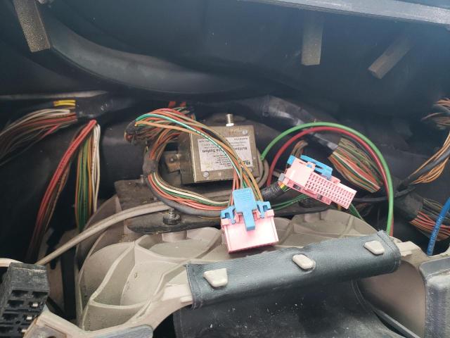 1FUJGLDR19LAL1985 - 2009 FREIGHTLINER CASCADIA 1 RED photo 8