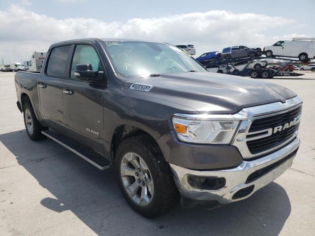 1C6SRFFT9KN737570 - 2019 RAM 1500 BIG H GRAY photo 1