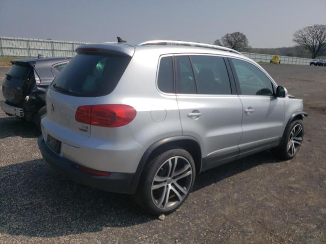 WVGWV7AX8HK011937 - 2017 VOLKSWAGEN TIGUAN SEL SILVER photo 4