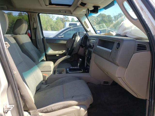 1J8HG48K28C164686 - 2008 JEEP COMMANDER 银色 照片 5