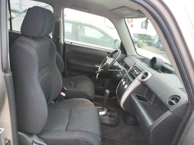 JTLKT324054027799 - 2005 TOYOTA SCION XB ნაცრისფერი ფოტო 5