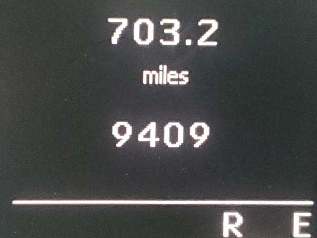 SJKCH5CP7JA004048 - 2018 INFINITI QX30 BASE BLACK photo 8