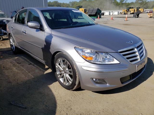 KMHGC4DF8AU102132 - 2010 HYUNDAI GENESIS 4. SILVER photo 1