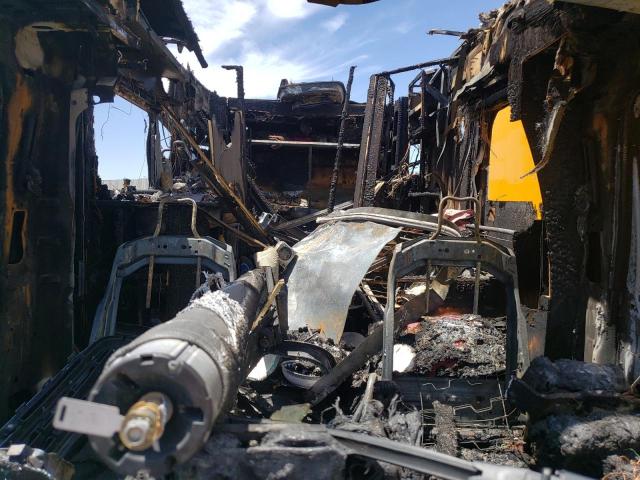 1FDWS8PVXFKA65645 - 2016 THMC MOTORHOME BURN photo 9