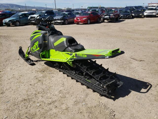 4UF18SNWXJT112416 - 2018 ARCTIC CAT M800 GREEN photo 3