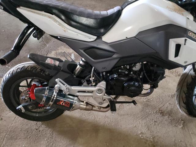 MLHJC6110H5201530 - 2017 HONDA GROM 125 WHITE photo 7