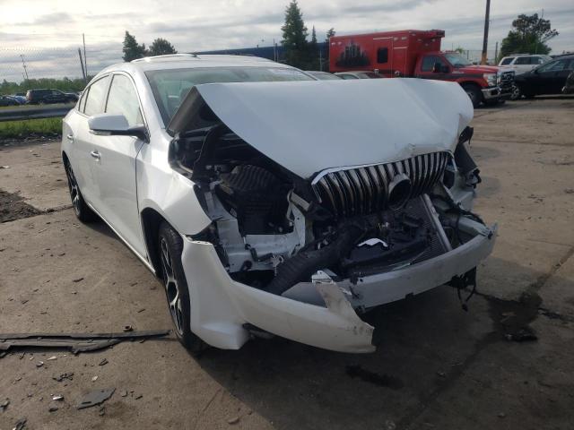 1G4G45G37GF220173 - 2016 BUICK LACROSSE S WHITE photo 1