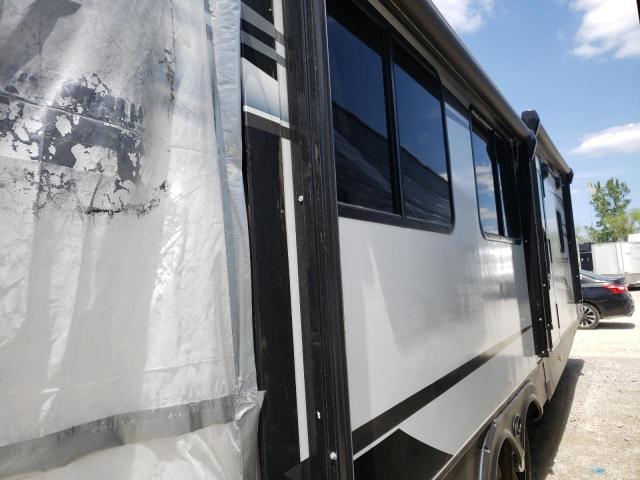 4YDTPPN24ND413743 - 2022 KEYSTONE PASSPORT WHITE photo 4