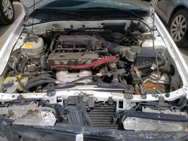 1YVGD22B0L5246433 - 1990 MAZDA 626 DX WHITE photo 7