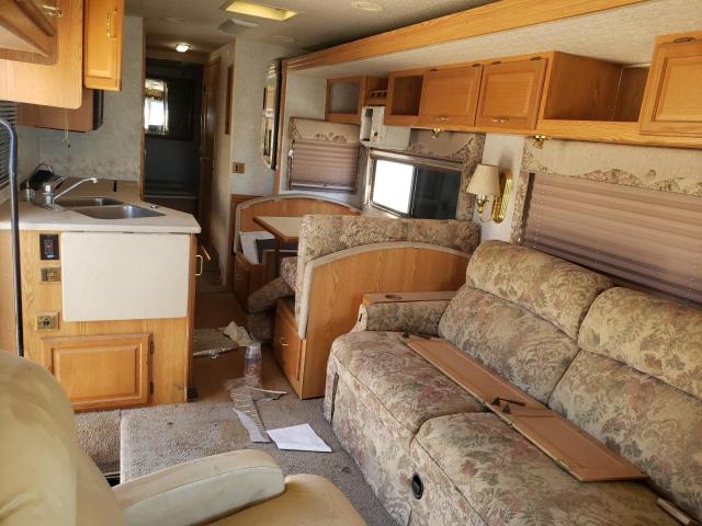 5B4MP67G913332351 - 2001 WINNEBAGO TRAVELTRLR TWO TONE photo 6