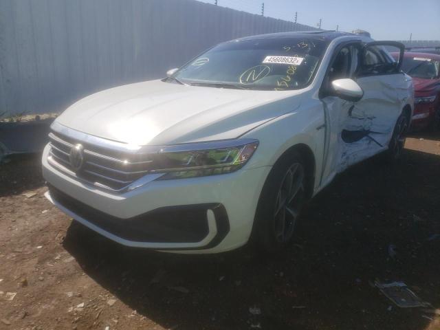 1VWMA7A36LC022178 - 2020 VOLKSWAGEN PASSAT R-L WHITE photo 2