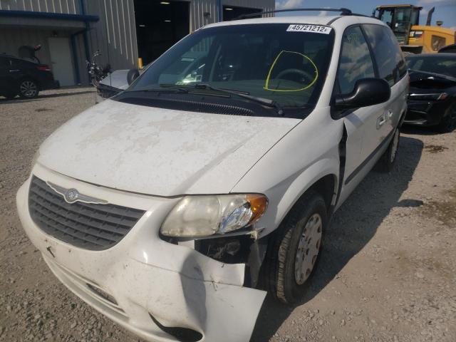 1C4GJ45342B701377 - 2002 CHRYSLER VOYAGER LX WHITE photo 2