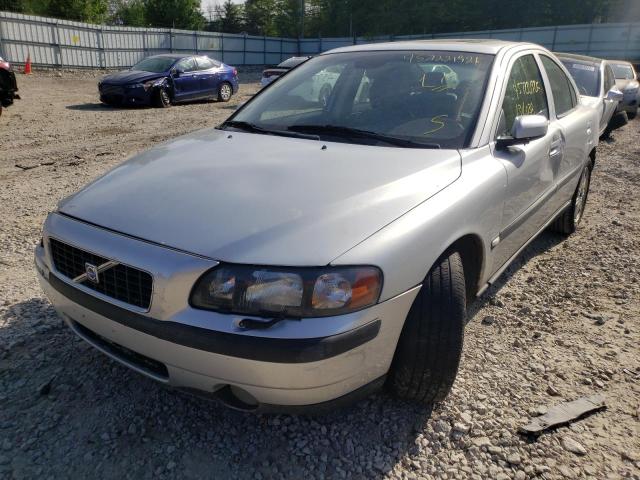 YV1RS61T042378563 - 2004 VOLVO S60 GRAY photo 2