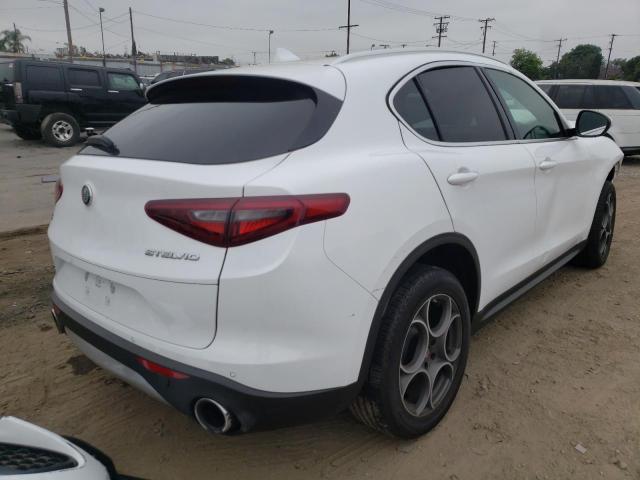 ZASPAKAN3K7C57902 - 2019 ALFA ROMEO STELVIO WHITE photo 4