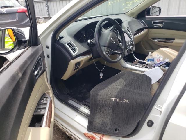 19UUB2F58JA012291 - 2018 ACURA TLX TECH WHITE photo 9