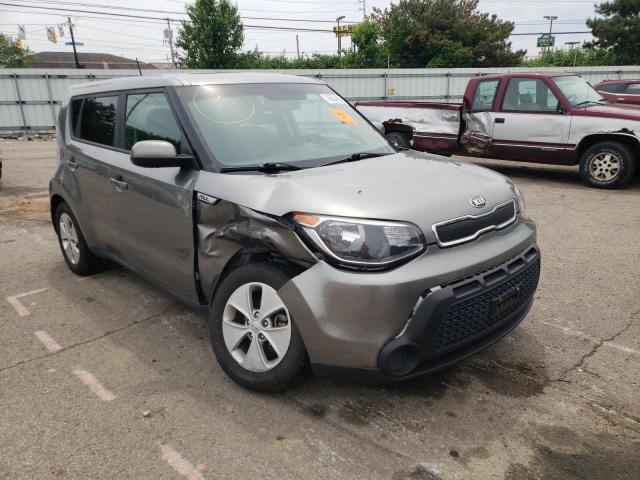 KNDJN2A25G7320062 - 2016 KIA SOUL GRAY photo 1