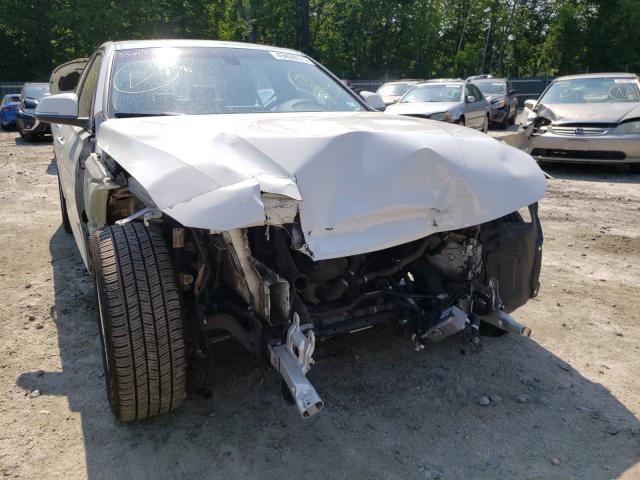 WBA3C3G53FNT51680 - 2015 BMW 320 I XDRI WHITE photo 9