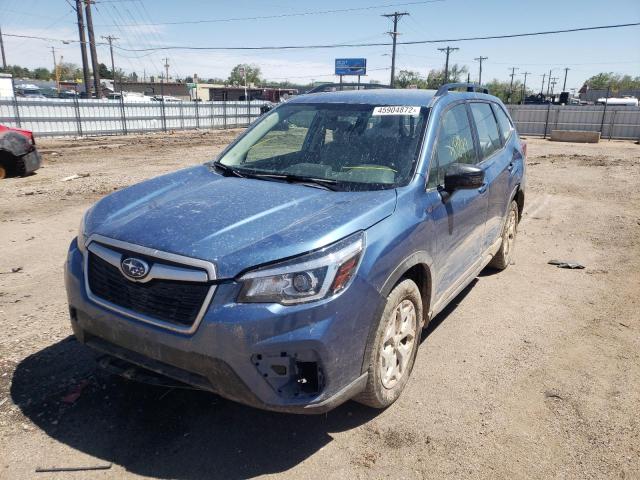 JF2SKADC5LH519453 - 2020 SUBARU FORESTER BLUE photo 2