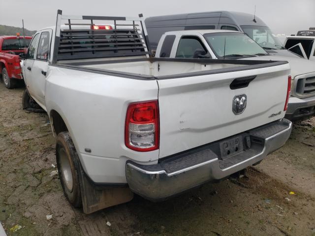 3C63RRGL4KG557961 - 2019 RAM 3500 TRADE WHITE photo 3