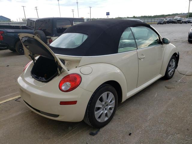 3VWRF31Y79M409793 - 2009 VOLKSWAGEN NEW BEETLE CREAM photo 4