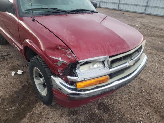 1GNCS18W3YK137317 - 2000 CHEVROLET BLAZER RED photo 9