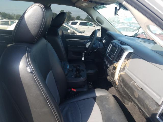 3C6TR5DT4JG395115 - 2018 RAM 2500 SLT 银色 照片 5