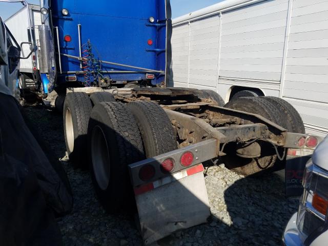 454464354687 - 2004 FREIGHTLINER CHASSIS BLUE photo 3