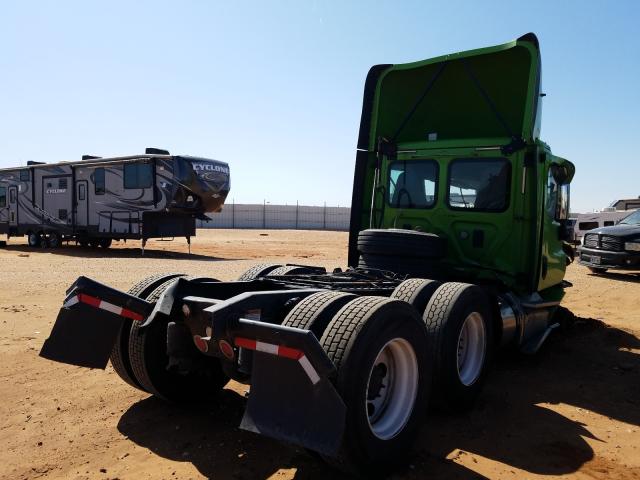 1FUJGBDV3FLGE9050 - 2015 FREIGHTLINER TRACTOR GREEN photo 4