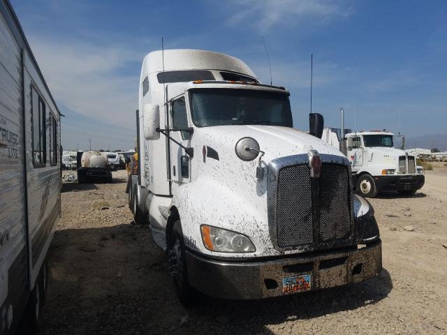 1XKAD49X0DR363355 - 2013 KENWORTH CONSTRUCTI WHITE photo 1