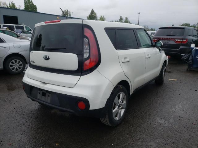 KNDJN2A23J7553333 - 2018 KIA SOUL  photo 4