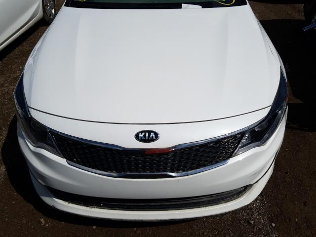 5XXGU4L34HG151479 - 2017 KIA OPTIMA EX WHITE photo 7